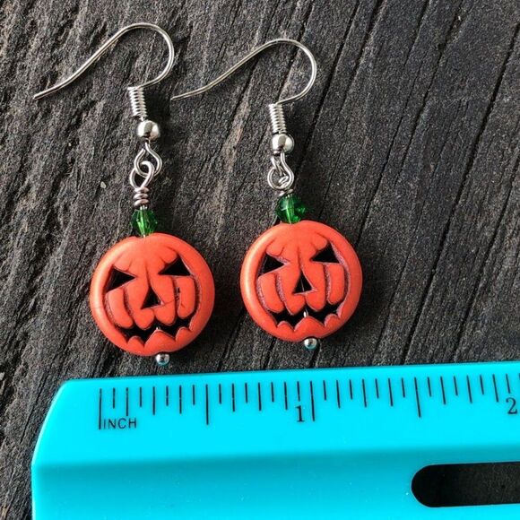 NEW Artisan Earrings Pierced Hooks Jack-O-Lantern Halloween Pumpkin Fall Orange - Picture 7 of 8